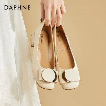 daphne是什么牌子的鞋